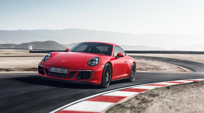 Porsche 911GTS 2017 chốt giá từ 8,2 tỷ đồng cho khách Việt ảnh 2