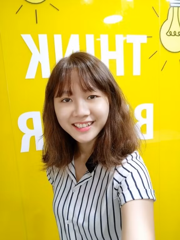 Trong điều kiện đủ sáng, tốc độ chụp và lấy nét của V5 khánhanh. Chất lượng khi chụp ở chế độ ảnh (không tinh chỉnh hay làm đẹp) có chi tiết sắc nét, màu sắc trung thực Trong điều kiện đủ sáng, tốc độ chụp và lấy nét của V5 khánhanh. Chất lượng khi chụp ở chế độ ảnh (không tinh chỉnh hay làm đẹp) có chi tiết sắc nét, màu sắc trung thực