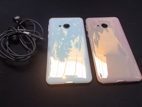 HTC U Ultra và U Play có mặt tại Việt Nam ảnh 3 HTC U Ultra và U Play có mặt tại Việt Nam ảnh 3