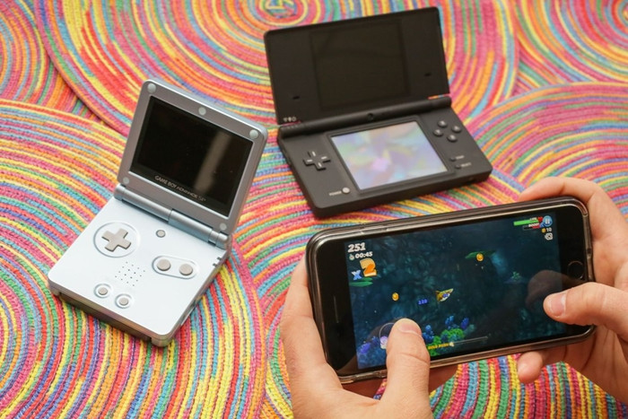 iPhone tròn 10 năm: Những thiết bị “hết đường sống” vì smartphone của Apple ảnh 15