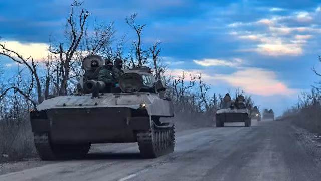 Quân đội Nga và quân đội nước cộng hòa nhân dân Donetsk đang giải phóng thành phố Mariupol