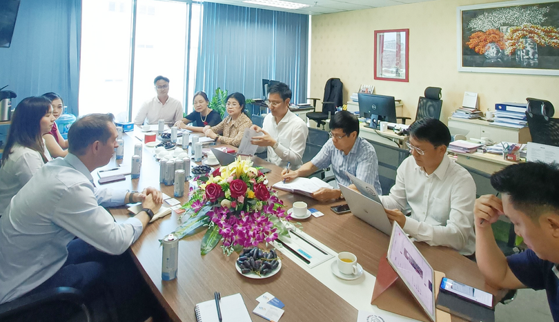 Buổi làm việc giữa DCC và TikTok. Buổi làm việc giữa DCC và TikTok.