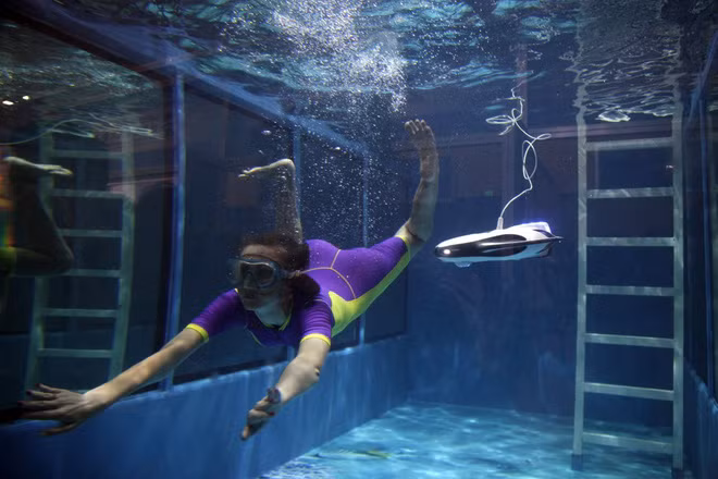 Toàn cảnh Hội nghị Robot Thế giới 2017: Xuất hiện công nghệ điều khiển drone bằng sóng não ảnh 3