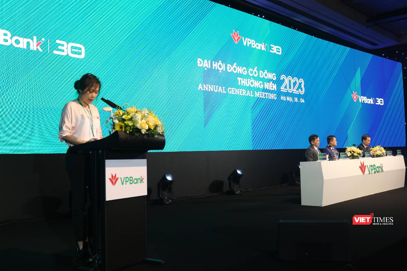 AGM 2023 của VPBank: Tham gia tái cơ cấu TCTD yếu kém, tự tin mục tiêu lợi nhuận tỉ USD ảnh 27 AGM 2023 của VPBank: Tham gia tái cơ cấu TCTD yếu kém, tự tin mục tiêu lợi nhuận tỉ USD ảnh 27