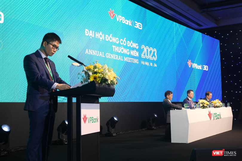 AGM 2023 của VPBank: Tham gia tái cơ cấu TCTD yếu kém, tự tin mục tiêu lợi nhuận tỉ USD ảnh 26 AGM 2023 của VPBank: Tham gia tái cơ cấu TCTD yếu kém, tự tin mục tiêu lợi nhuận tỉ USD ảnh 26