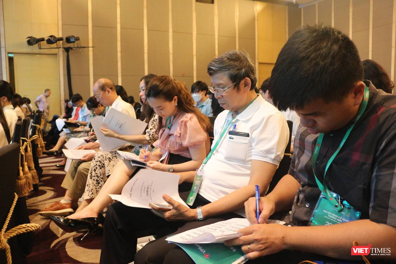 AGM 2023 của VPBank: Tham gia tái cơ cấu TCTD yếu kém, tự tin mục tiêu lợi nhuận tỉ USD ảnh 25 AGM 2023 của VPBank: Tham gia tái cơ cấu TCTD yếu kém, tự tin mục tiêu lợi nhuận tỉ USD ảnh 25