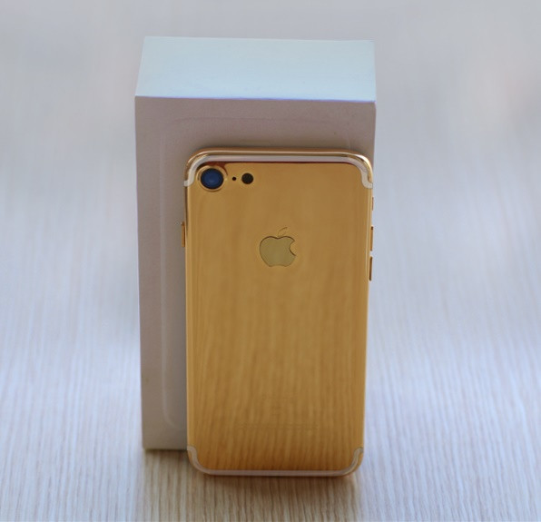 iPhone 7 mạ vàng cho Valentine được chào giá từ 35 triệu đồng ảnh 2 iPhone 7 mạ vàng cho Valentine được chào giá từ 35 triệu đồng ảnh 2