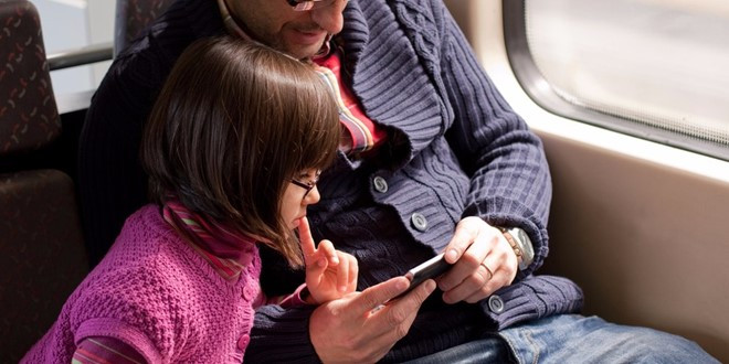 Người dân tự hỏi vì sao tiền họ bỏ ra ngày càng nhiều nhưng tỉ lệ nghịch với chất lượng.