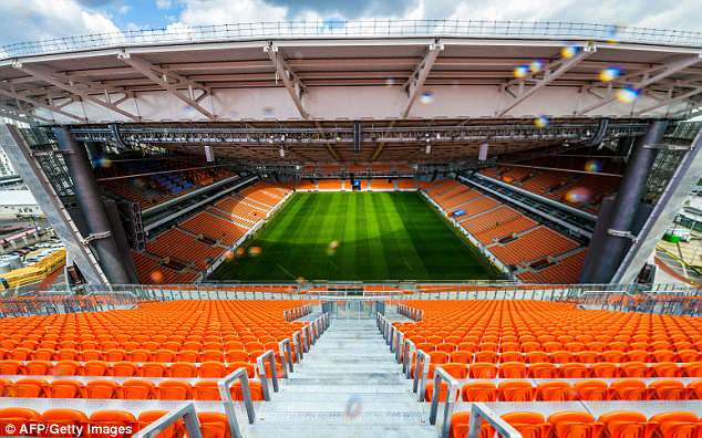 Quang cảnh chụp từ dãy ghế cao nhất trên khán đài của sân vận động Ekaterinburg Arena. Ảnh: AFP/ Getty Images Quang cảnh chụp từ dãy ghế cao nhất trên khán đài của sân vận động Ekaterinburg Arena. Ảnh: AFP/ Getty Images