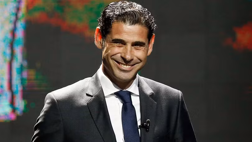Fernando Hierro là tân HLV Trưởng của tuyển Tây Ban Nha. Ảnh: RTVE