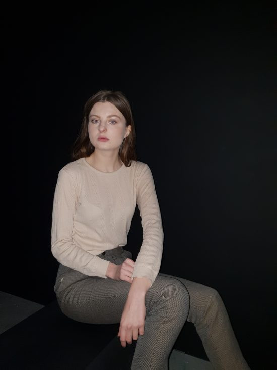 Ảnh chụp ban đêm với đèn flash khá tốt, không có hiện tượng 