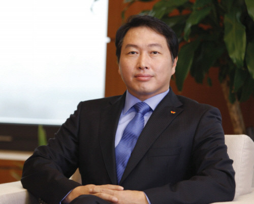 Thương vụ để đời trong ngành chip của Chủ tịch SK Group Chey Tae-won