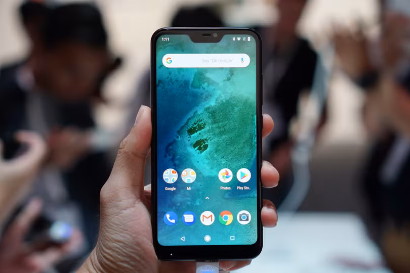 Mi A2 Lite có thiết kế "tai thỏ" Mi A2 Lite có thiết kế "tai thỏ"