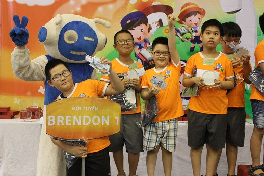 Đội trường Tiểu học Song ngữ Brendon giành giải Nhì.