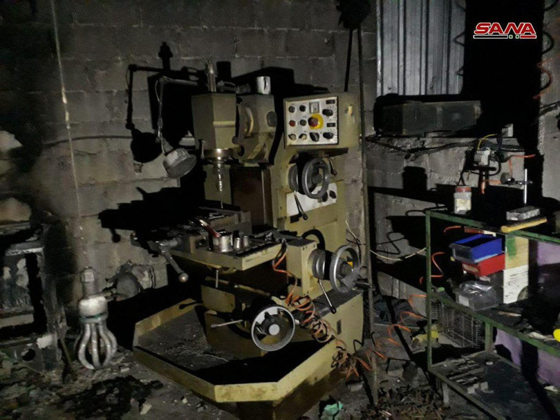 Quân đội Syria chiếm giữ nhà máy vũ khí lớn của phe thánh chiến ở “pháo đài” Douma ảnh 3