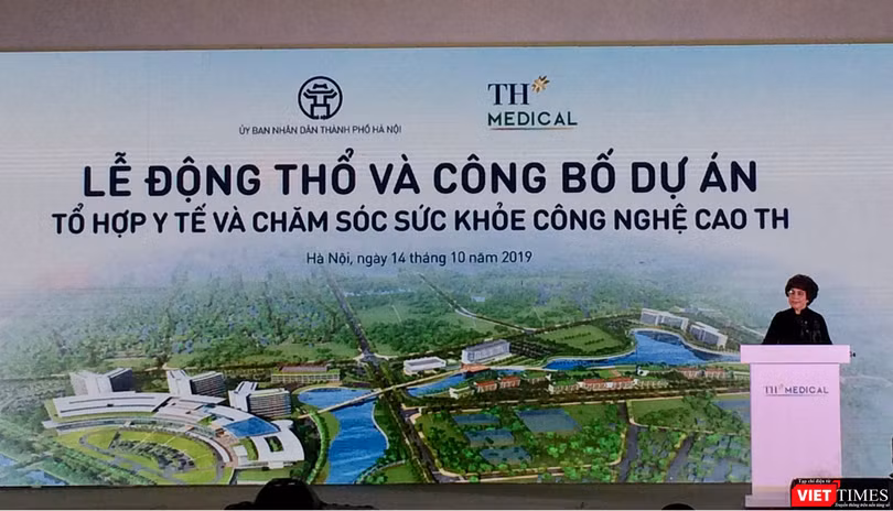 Bà Thái Hương phát biểu tại buổi lễ động thổ dự án TH Medical 