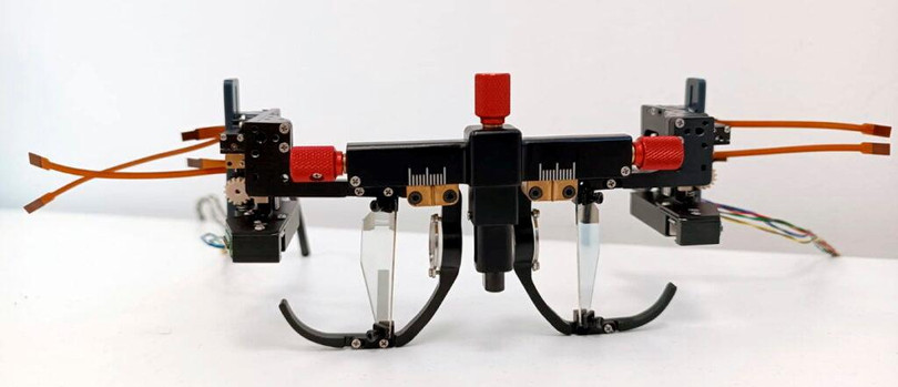 Nguyên mẫu của kính thông minh Eyejets. Ảnh Courtesy. NoCamel