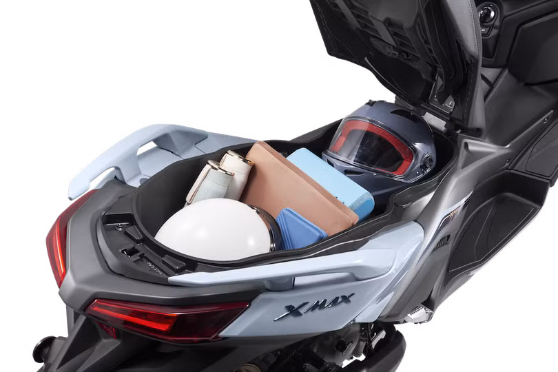 YMH_9 - Underseat storage.png