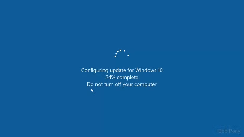 Thi thoảng Windows sẽ treo cứng giữa quá trình cập nhật. Ảnh: HowtoGeek