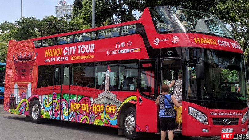 Xe bus hai tầng, mui trần được triển khai để phát triển du lịch tại Hà Nội.