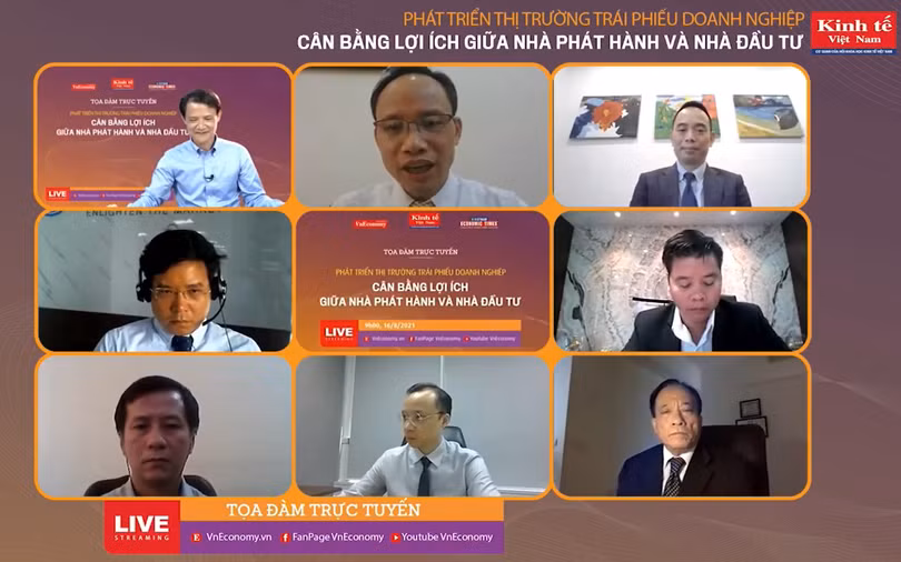 Các chuyên gia tham dự buổi toạ đàm Phát triển thị trường trái phiếu doanh nghiệp “Cân bằng lợi ích giữa nhà phát hành và nhà đầu tư” ngày 16/8 Các chuyên gia tham dự buổi toạ đàm Phát triển thị trường trái phiếu doanh nghiệp “Cân bằng lợi ích giữa nhà phát hành và nhà đầu tư” ngày 16/8
