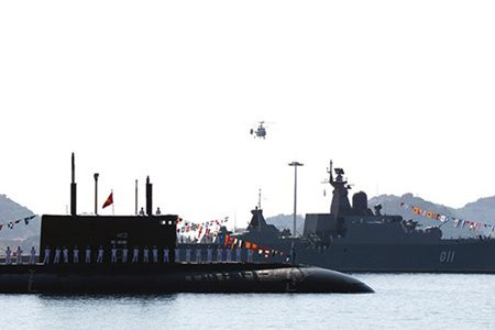 Việt Nam và “át chủ bài” Cam Ranh ở Biển Đông ảnh 1 Việt Nam và “át chủ bài” Cam Ranh ở Biển Đông ảnh 1