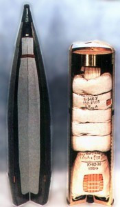 Đạn pháo thông thường 152 mm nổ phá mảnh.