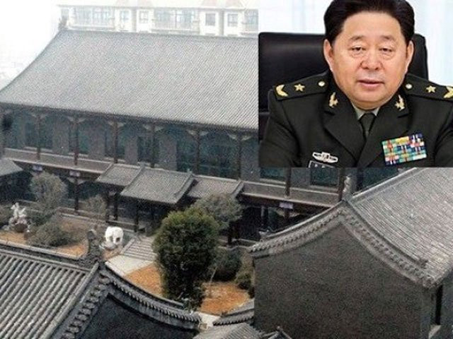 Thiếu tướng Cốc Tuấn Sơn bị tuyên án tử hình được hoãn thi hành 2 năm. Ảnh: THX Thiếu tướng Cốc Tuấn Sơn bị tuyên án tử hình được hoãn thi hành 2 năm. Ảnh: THX