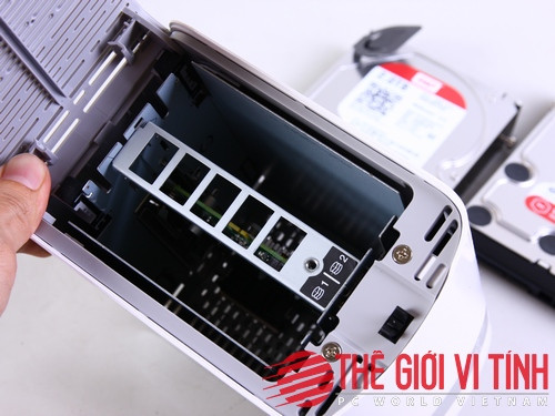 Ổ cứng dùng trong My Cloud Mirror cho phép thay thế mà không cần đến ốc vít.