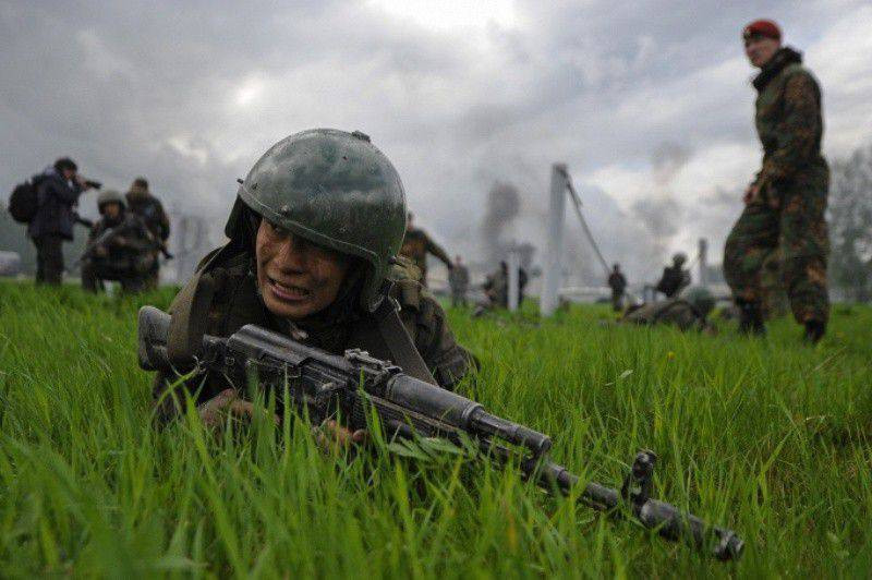 Nghẹt thở xem Nga rèn lính đặc nhiệm “mũ đỏ” (ảnh - video) ảnh 5