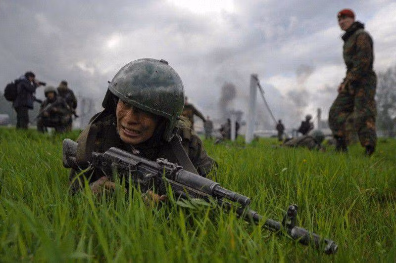 Nghẹt thở xem Nga rèn lính đặc nhiệm “mũ đỏ” (ảnh - video) ảnh 5