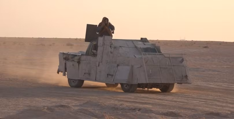 Xe đánh bom tự sát của IS tấn công quân đội Syria - ảnh minh họa South Front
