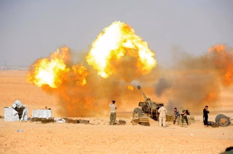 Quân đội Syria đánh phá ác liệt IS cố thủ sào huyệt al-Bukamal ảnh 2