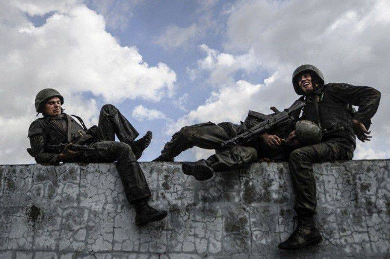 Nghẹt thở xem Nga rèn lính đặc nhiệm “mũ đỏ” (ảnh - video) ảnh 12