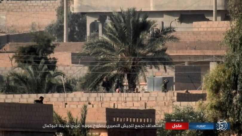 Liên quân Mỹ ngăn chặn quân đội Syria đánh vào sào huyệt IS tại AbuKamal ảnh 2