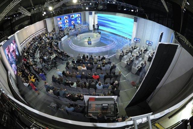 Đối thoại hóm hỉnh của ông Putin với người dân ảnh 2