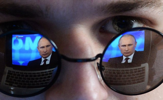 Đối thoại hóm hỉnh của ông Putin với người dân ảnh 4