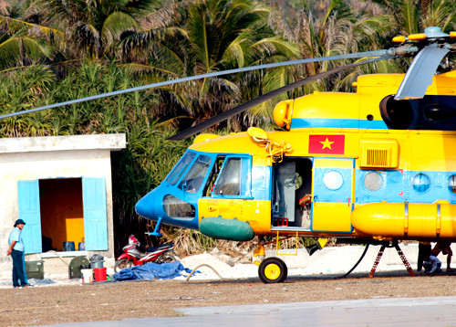 Tìm thấy đuôi tiêm kích Su-22 ở độ sâu 32 m ảnh 1