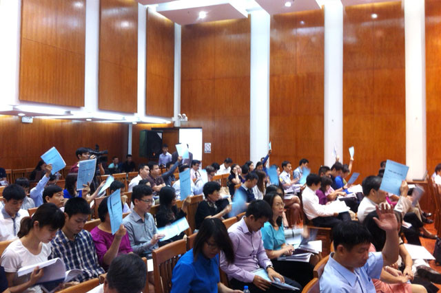 180 cổ đông sở hữu 73,86% vốn điều lệ công ty tới tham dự đại hội