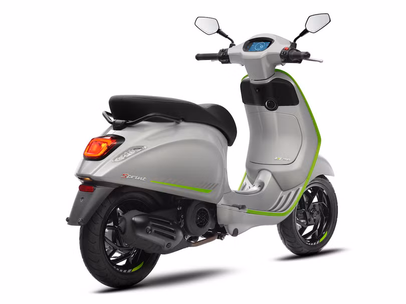 PIAGGIO-NEW-25-7-24-75864 copy.jpg