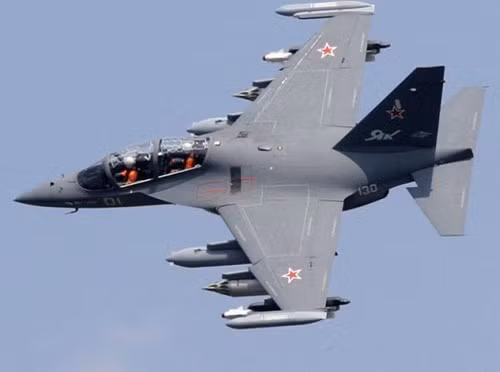Yak-130, máy bay quân sự đa dụng ảnh 1