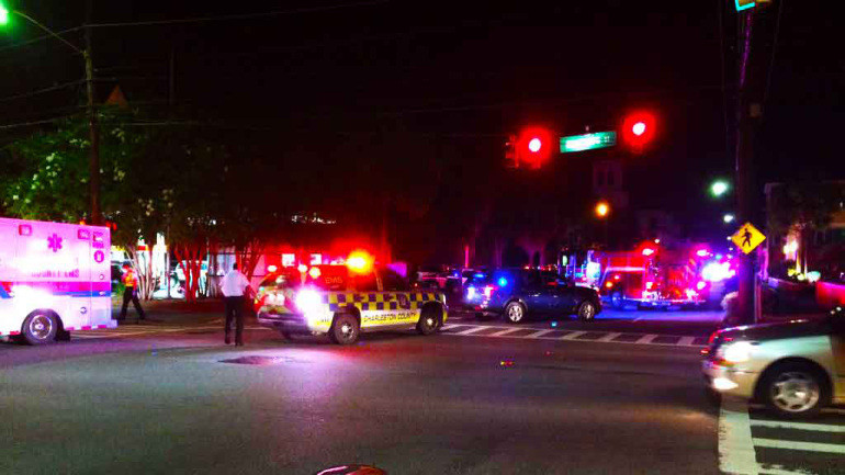 Cảnh sát tại hiện trường vụ xả súng.