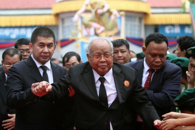 Chủ tịch Thượng viện Campuchia Chea Sim - Ảnh: Reuters