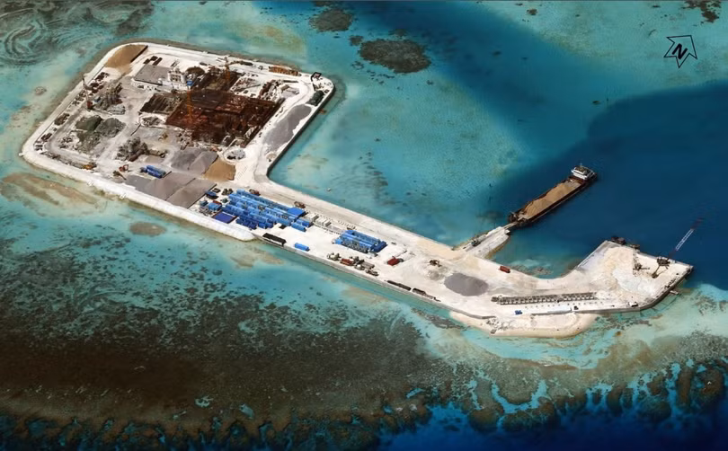 Một đảo nhân tạo Trung Quốc xây trái phép ở Trường Sa