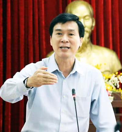 Giám đốc Cảng hàng không quốc tế Tân Sơn Nhất Đặng Tuấn Tú. Ảnh: Hữu Công