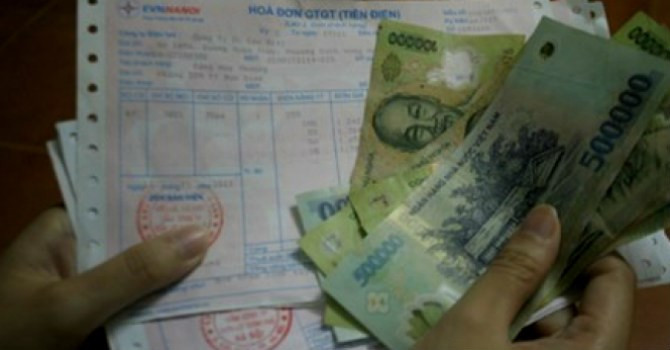 Hóa đơn điện tháng 4 của các hộ gia đình được chia nhỏ và tính theo lũy tiến cả 6 bậc thang, dù với sản lượng điện chốt theo giá cũ hay mới