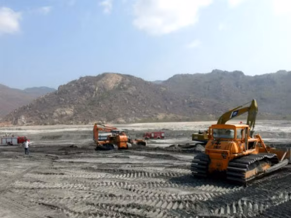 EVN nhận lỗi việc phát tán tro, bụi, xỉ ra môi trường của Nhà máy Nhiệt điện Vĩnh Tân 2 (Bình Thuận) trong thời gian qua 