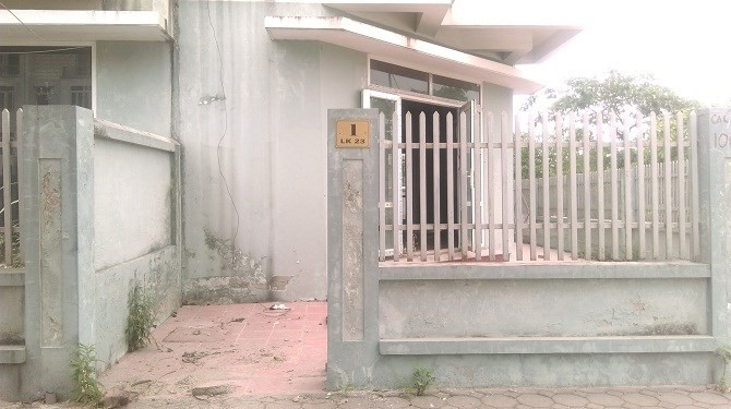 Hàng trăm ngôi biệt thự cũng trong tình trạng tương tự bỏ hoang