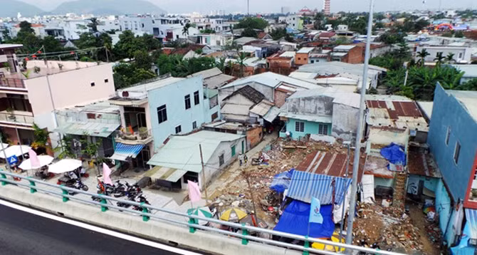 Đà Nẵng sẽ phải làm rõ tình trạng thừa đất tái định cư nhưng người dân phải đi thuê nhà ở trong tháng 5/2015. (Ảnh minh họa).