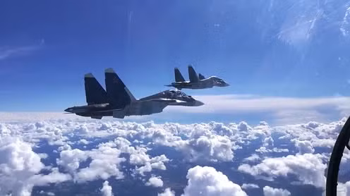 Không quân Nga - Syria không kích dữ dội chiến trường Hama, Idlib. Ảnh minh họa: Masdar News.